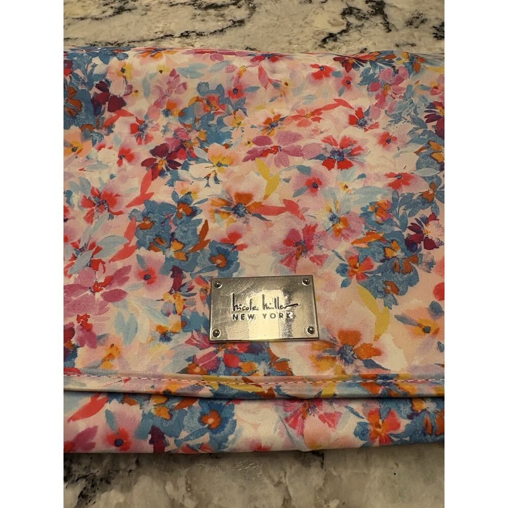 Makeup Bag Nicole Miller Floral Roll up Bag